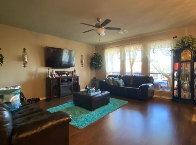 Guest house Private At Texas With Hot Tub