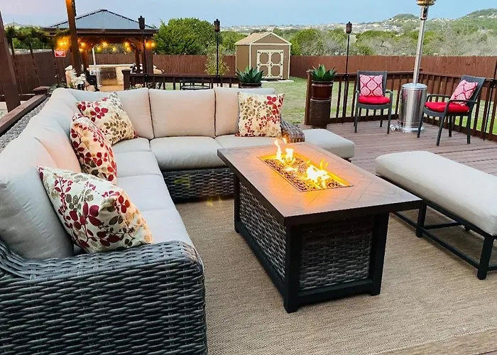 Private At Texas With Hot Tub