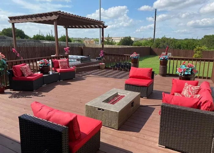 Private At Texas With Hot Tub Guest house *
